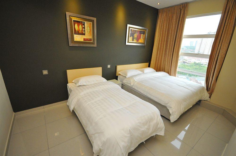 Hotel One Avenue 2*