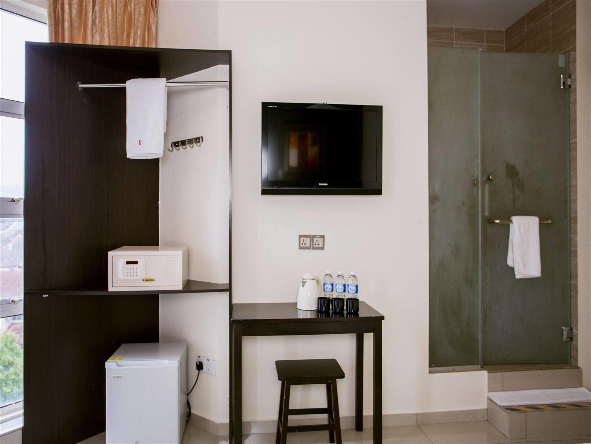 One Avenue Hotel